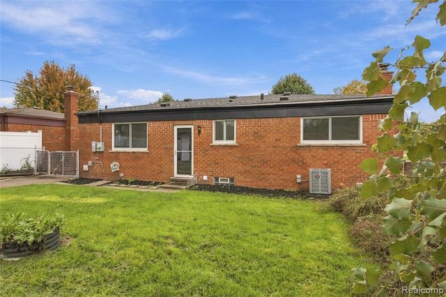 32654 Bunert Road, Warren, MI 48088