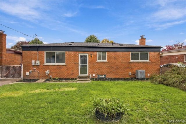 32654 Bunert Road, Warren, MI 48088