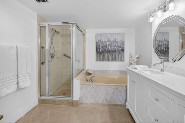 5778 Crystal Shores Drive 406, Boynton Beach, FL 33437