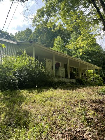 75 Hughes Hollow Rd, Lawrenceburg, TN 38464