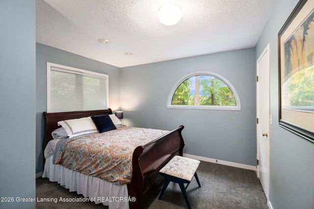 2473 Small Acres Lane, Okemos, MI 48864