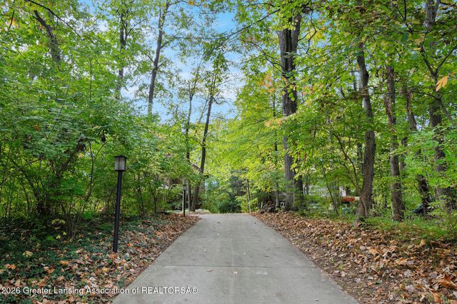 2473 Small Acres Lane, Okemos, MI 48864