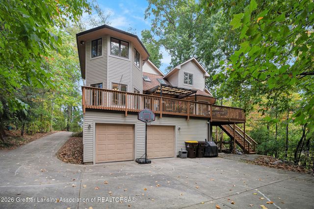 2473 Small Acres Lane, Okemos, MI 48864