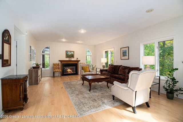 2473 Small Acres Lane, Okemos, MI 48864