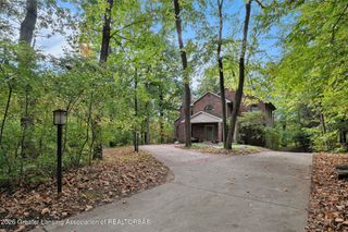 2473 Small Acres Lane, Okemos, MI 48864