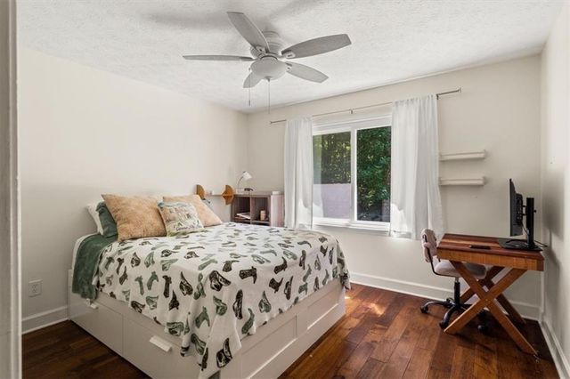 1820 Commonwealth Avenue, Cumming, GA 30041