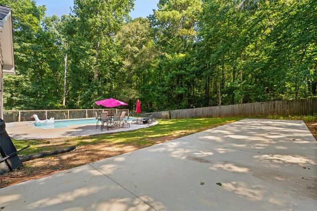 1820 Commonwealth Avenue, Cumming, GA 30041