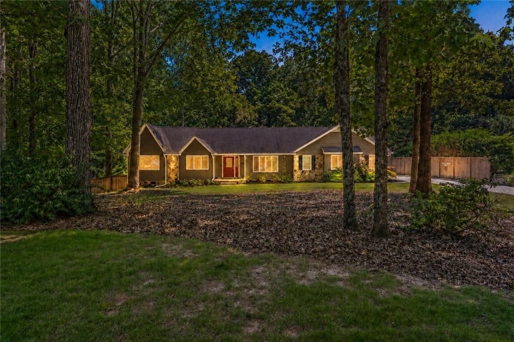 1820 Commonwealth Avenue, Cumming, GA 30041