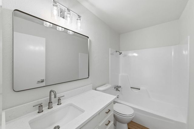 1301 Spyglass DR, Austin, TX 78746