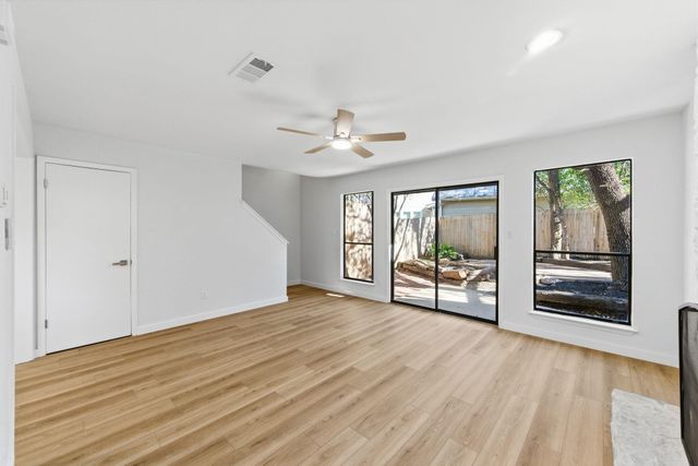 1301 Spyglass DR, Austin, TX 78746