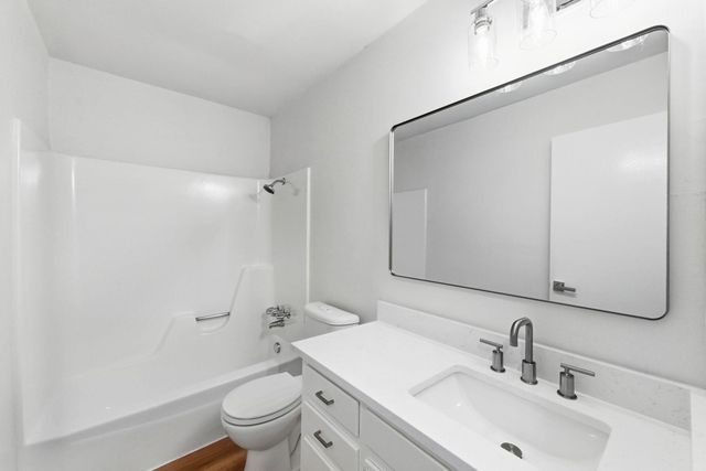 1301 Spyglass DR, Austin, TX 78746