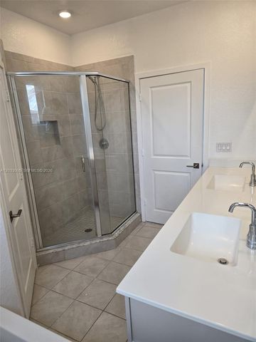862 SE 17th St 862, Homestead, FL 33034