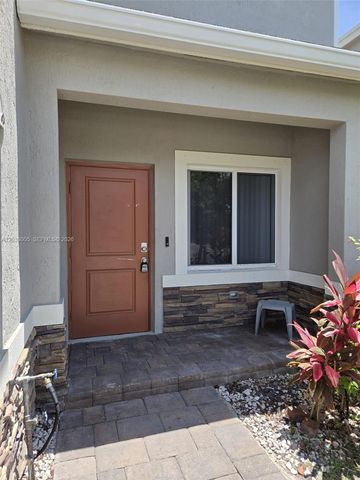 862 SE 17th St 862, Homestead, FL 33034