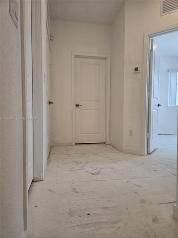 862 SE 17th St 862, Homestead, FL 33034