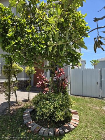 862 SE 17th St 862, Homestead, FL 33034