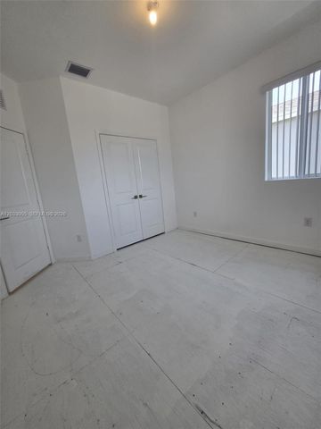 862 SE 17th St 862, Homestead, FL 33034
