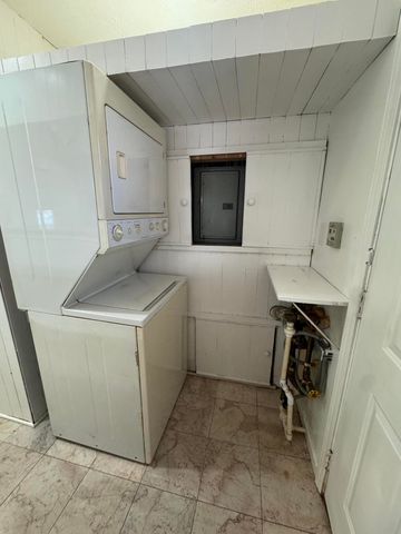 714 N Carroll Avenue, Michigan City, IN 46360