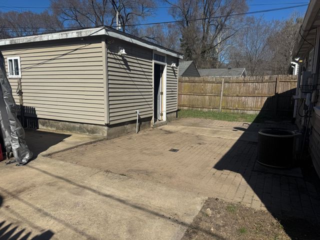 714 N Carroll Avenue, Michigan City, IN 46360