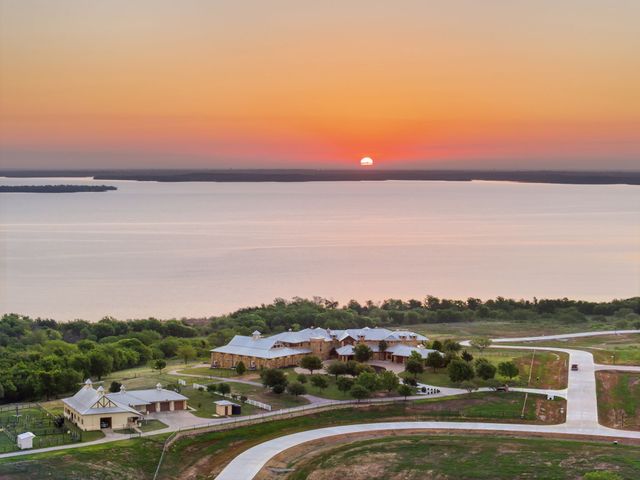 1509 Hillside Drive, Sanger, TX 76266