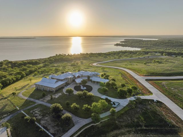 1509 Hillside Drive, Sanger, TX 76266