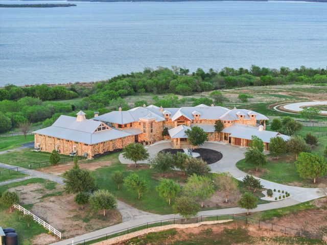 1509 Hillside Drive, Sanger, TX 76266