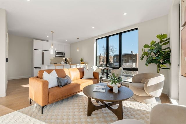 100 Lincoln Street 304, Boston, MA 02135