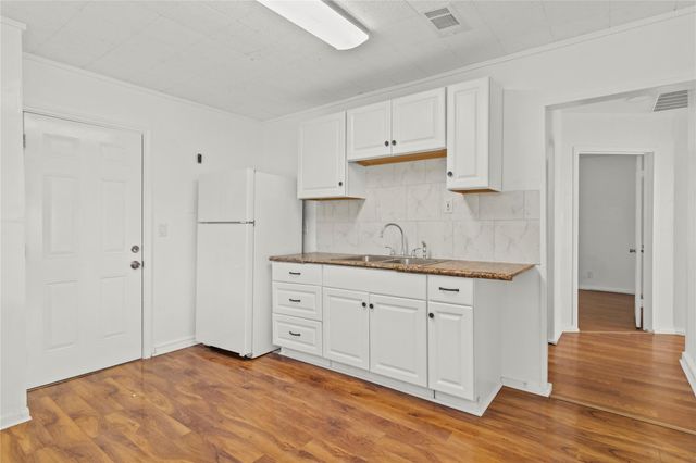 605 Pearl Street, Baytown, TX 77520