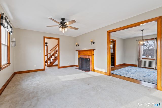 20 John Street, Enfield, CT 06082