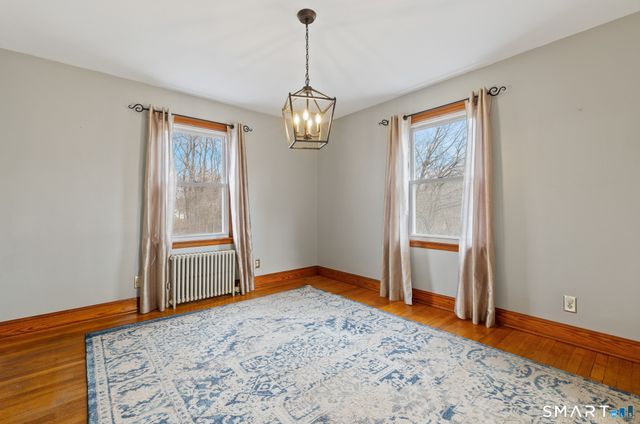 20 John Street, Enfield, CT 06082