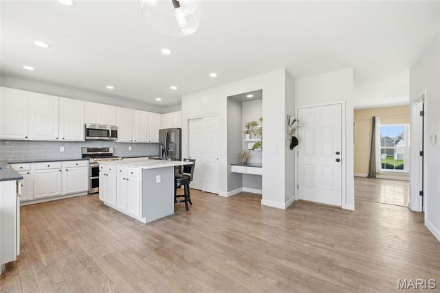 4006 Riverdell Drive, Wentzville, MO 63385