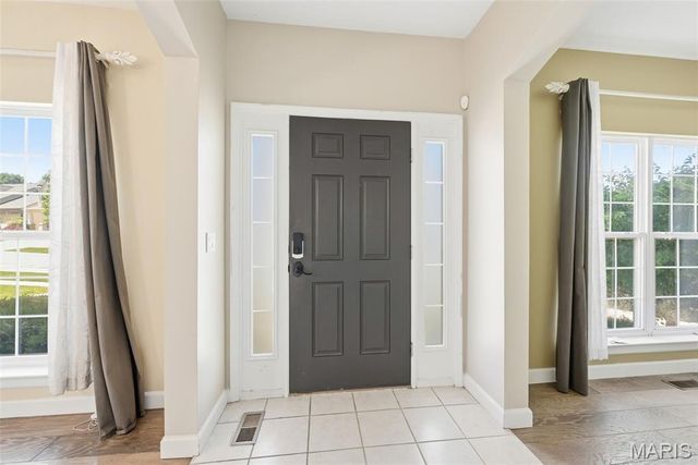 4006 Riverdell Drive, Wentzville, MO 63385