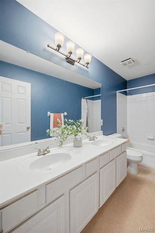 4006 Riverdell Drive, Wentzville, MO 63385