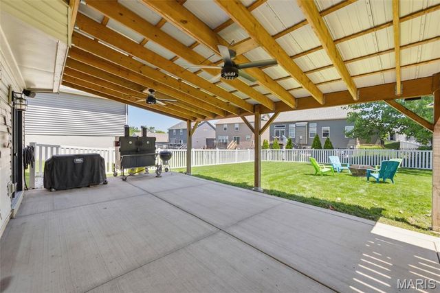 4006 Riverdell Drive, Wentzville, MO 63385