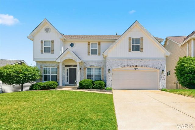 4006 Riverdell Drive, Wentzville, MO 63385