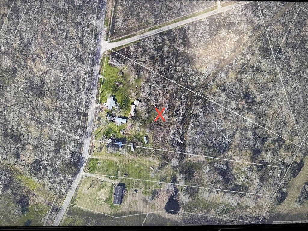 2538 Brazos River Road, Freeport, TX 77541