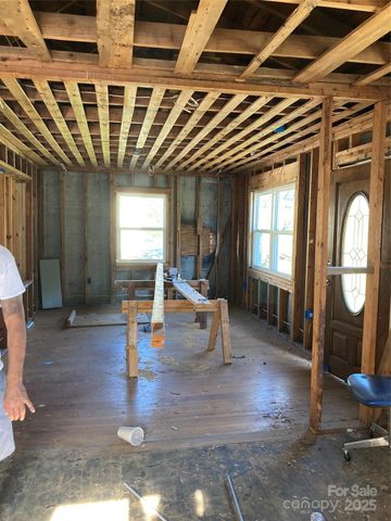 6230 Old Mocksville Road, Salisbury, NC 28144