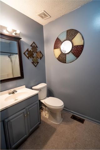 409 Dogwood Dr, Gaffney, SC 29340