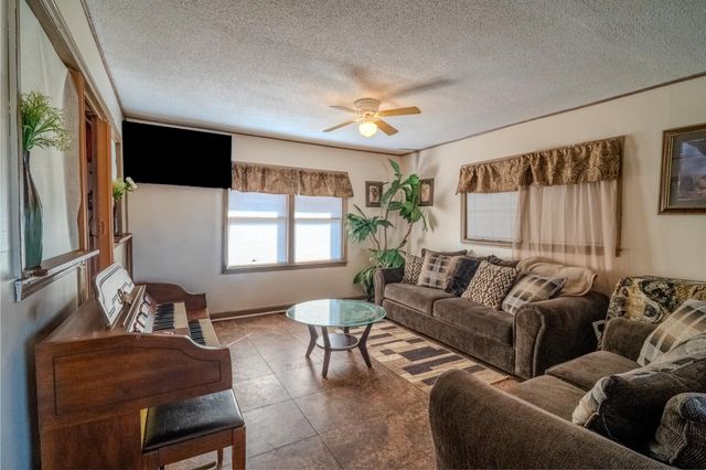 409 Dogwood Dr, Gaffney, SC 29340