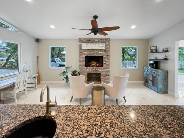 2521 SW Racquet Club Drive, Palm City, FL 34990