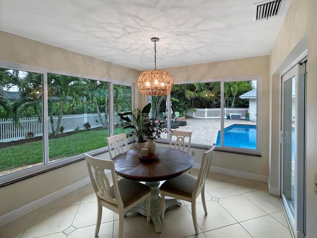 2521 SW Racquet Club Drive, Palm City, FL 34990