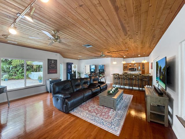 2521 SW Racquet Club Drive, Palm City, FL 34990