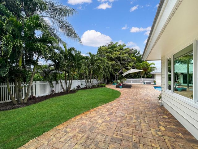 2521 SW Racquet Club Drive, Palm City, FL 34990