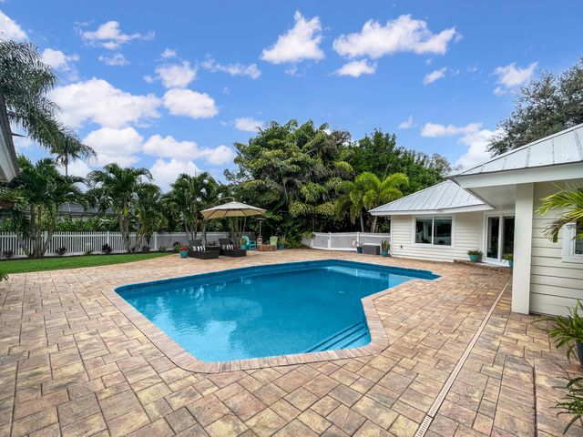 2521 SW Racquet Club Drive, Palm City, FL 34990