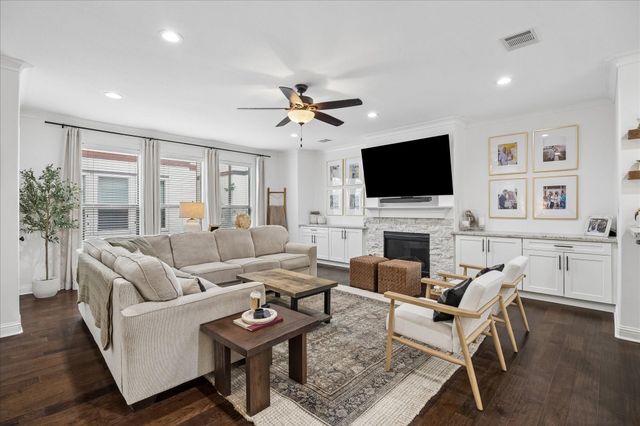 5431 Kiam Street B, Houston, TX 77007