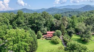 60 Cardinal Lane, Hayesville, NC 28904