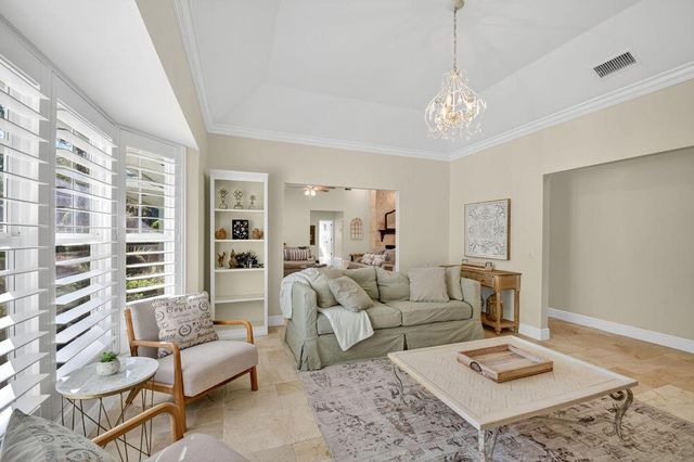 13172 Doubletree Circle, Wellington, FL 33414