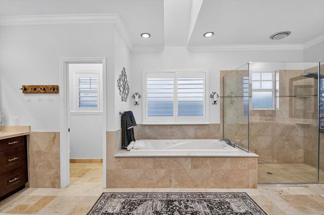 13172 Doubletree Circle, Wellington, FL 33414