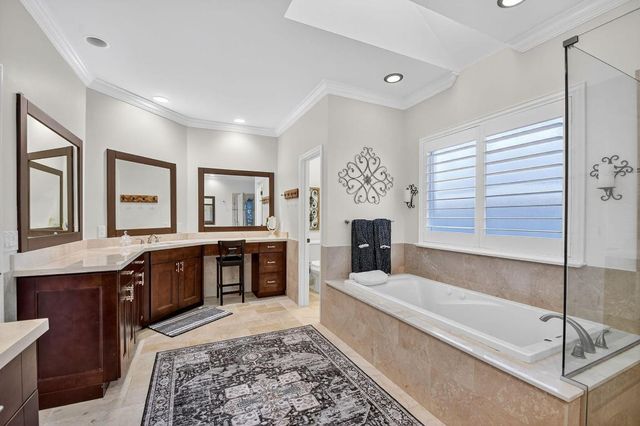 13172 Doubletree Circle, Wellington, FL 33414