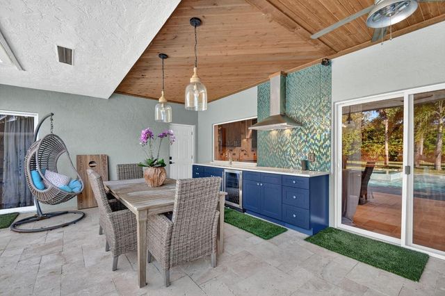 13172 Doubletree Circle, Wellington, FL 33414