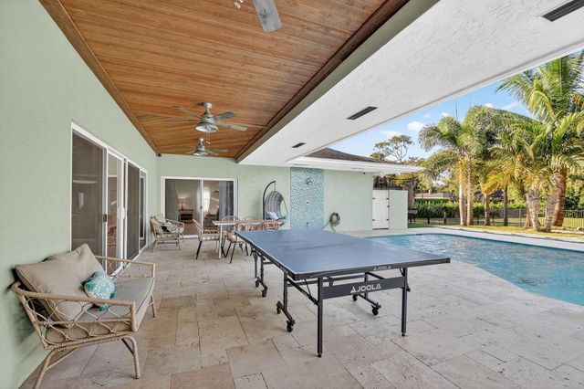 13172 Doubletree Circle, Wellington, FL 33414